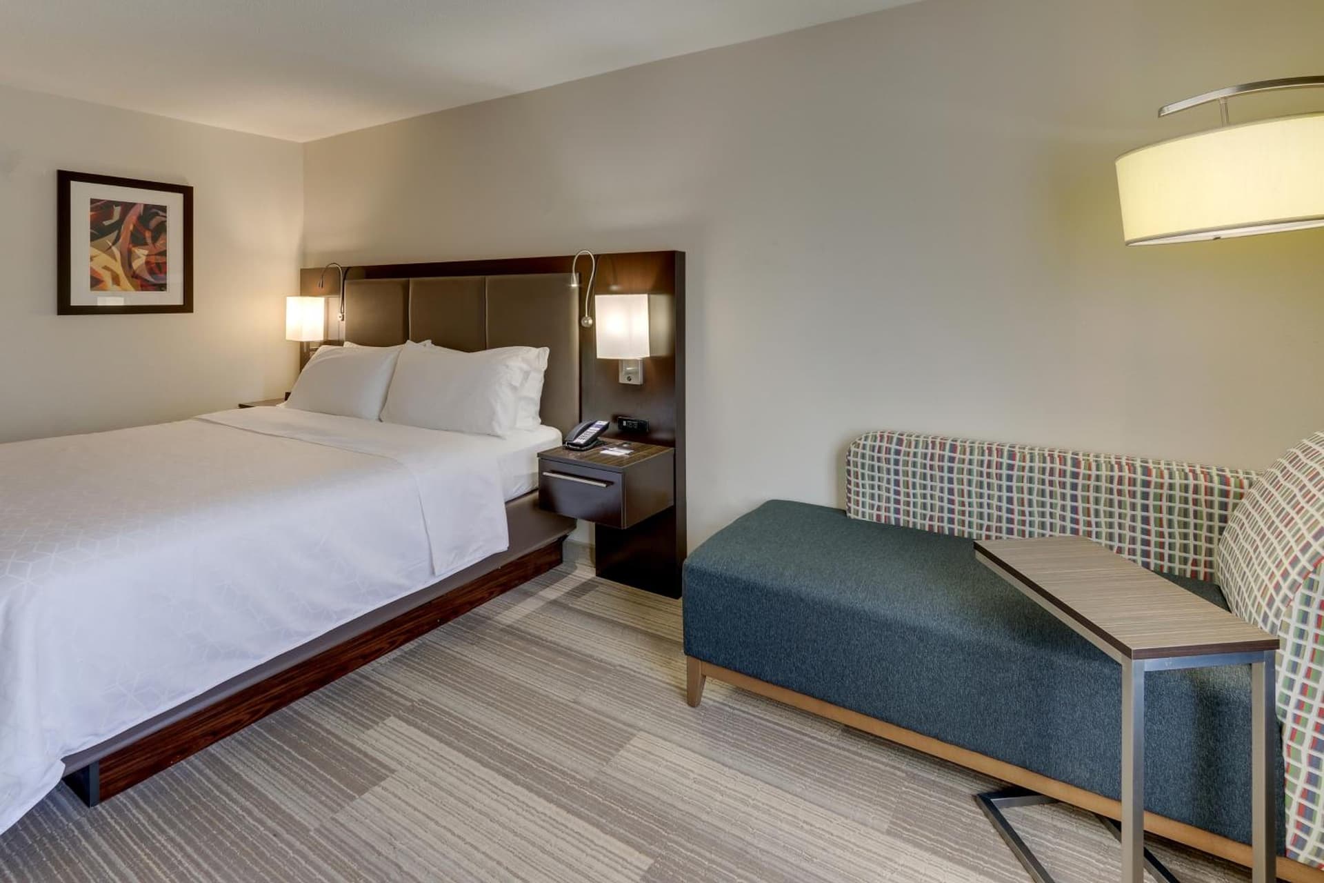 Holiday Inn Express Hotel & Suites Dayton-Centerville by IHG interior in Centerville, OH — gallery photo 2