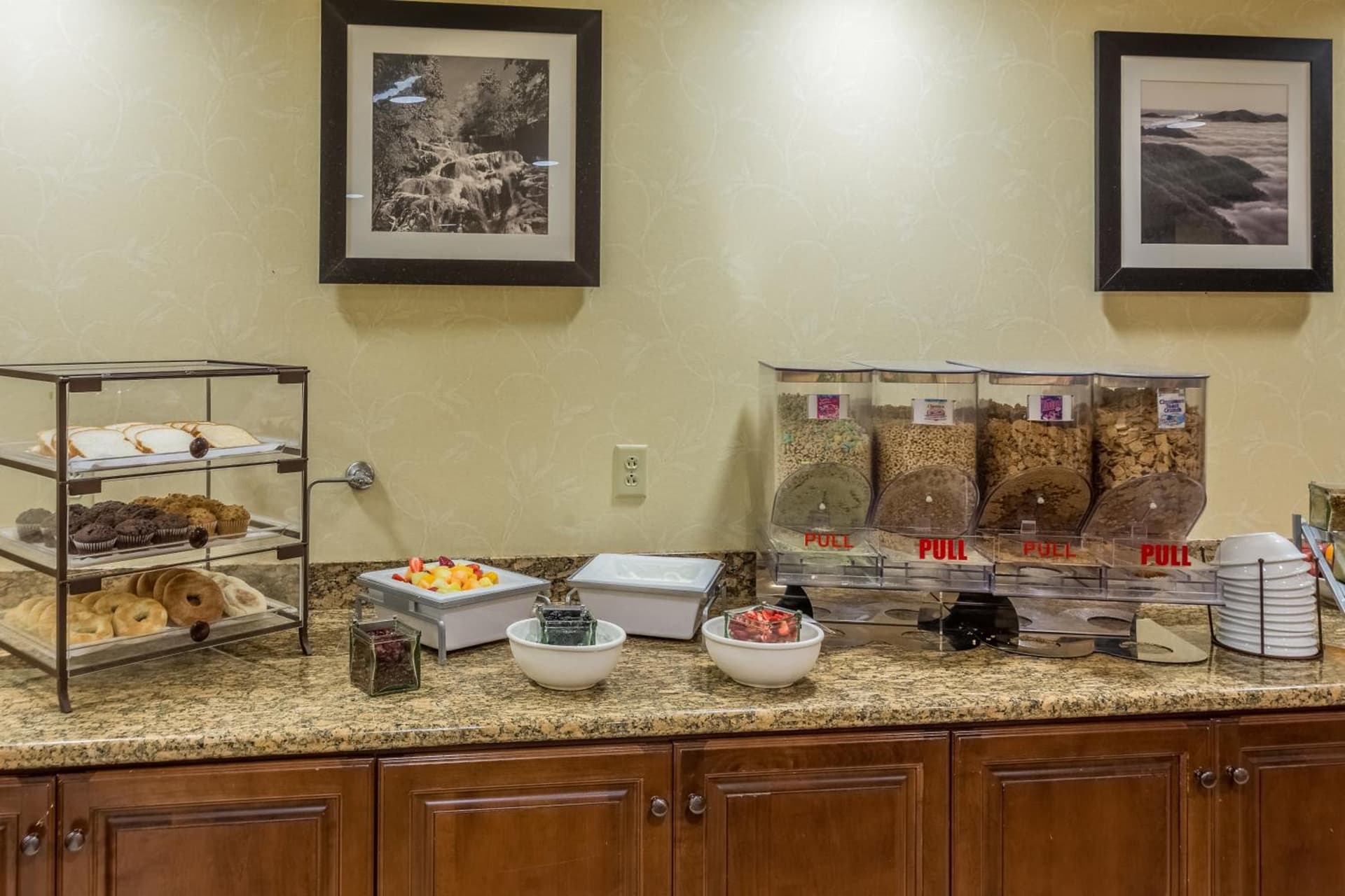 Country Inn & Suites by Radisson, Knoxville at Cedar Bluff, TN gallery photo in Knoxville, TN — image 15