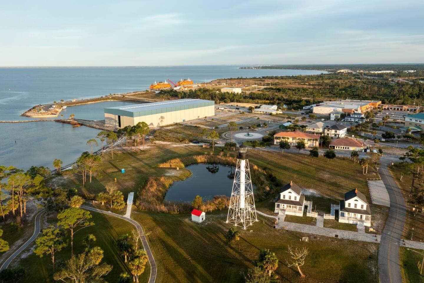 The Intracoastal property views in Highland View — gallery photo 3