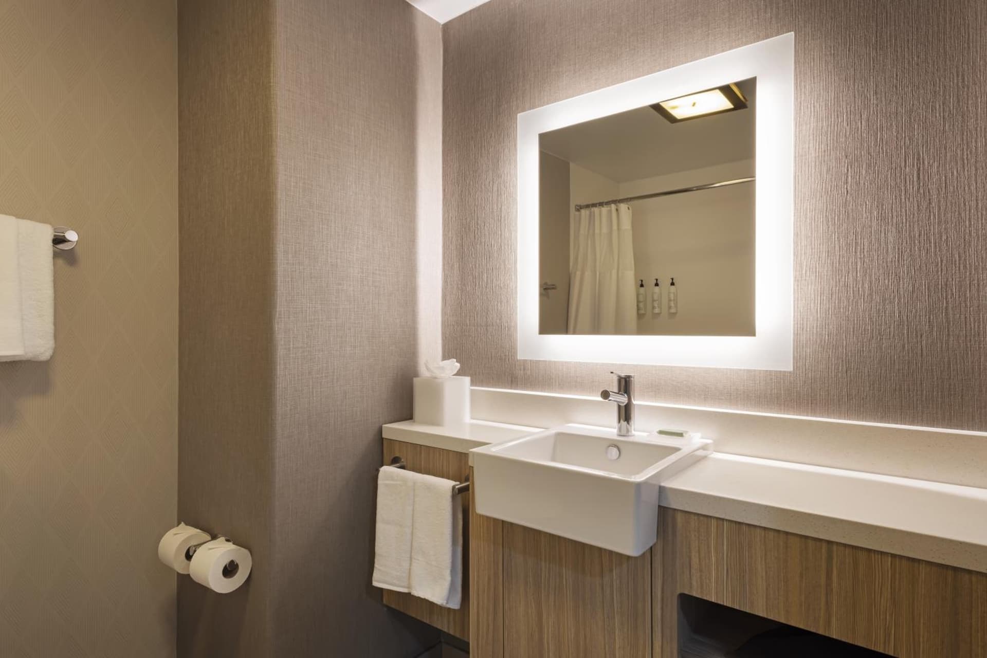 SpringHill Suites by Marriott Turlock gallery photo in Turlock, CA — image 31