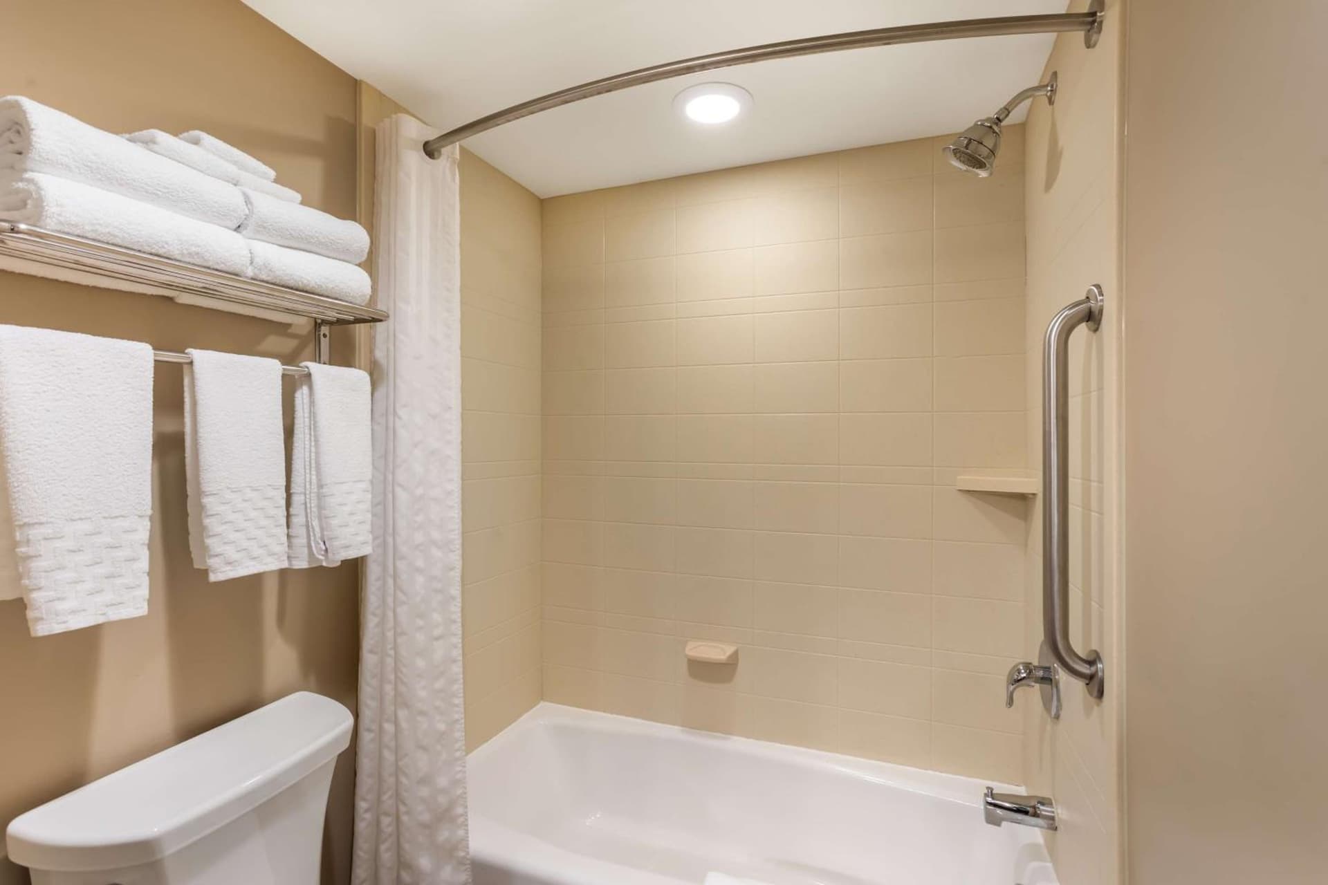 Best Western Plus Intercourse Village Inn gallery photo in Intercourse, PA — image 25