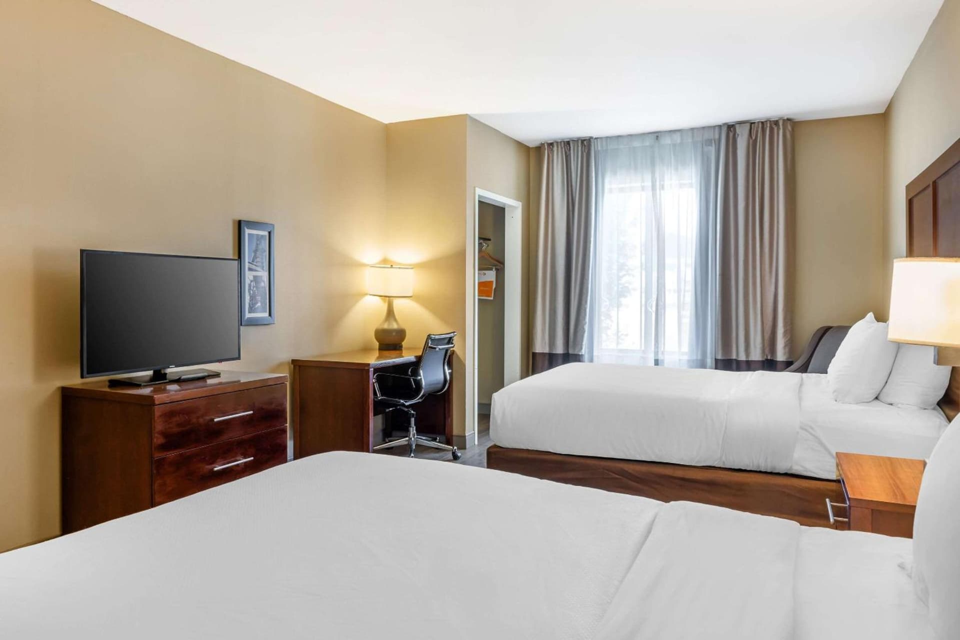 Comfort Inn & Suites At CrossPlex Village gallery photo in Birmingham, AL — image 6