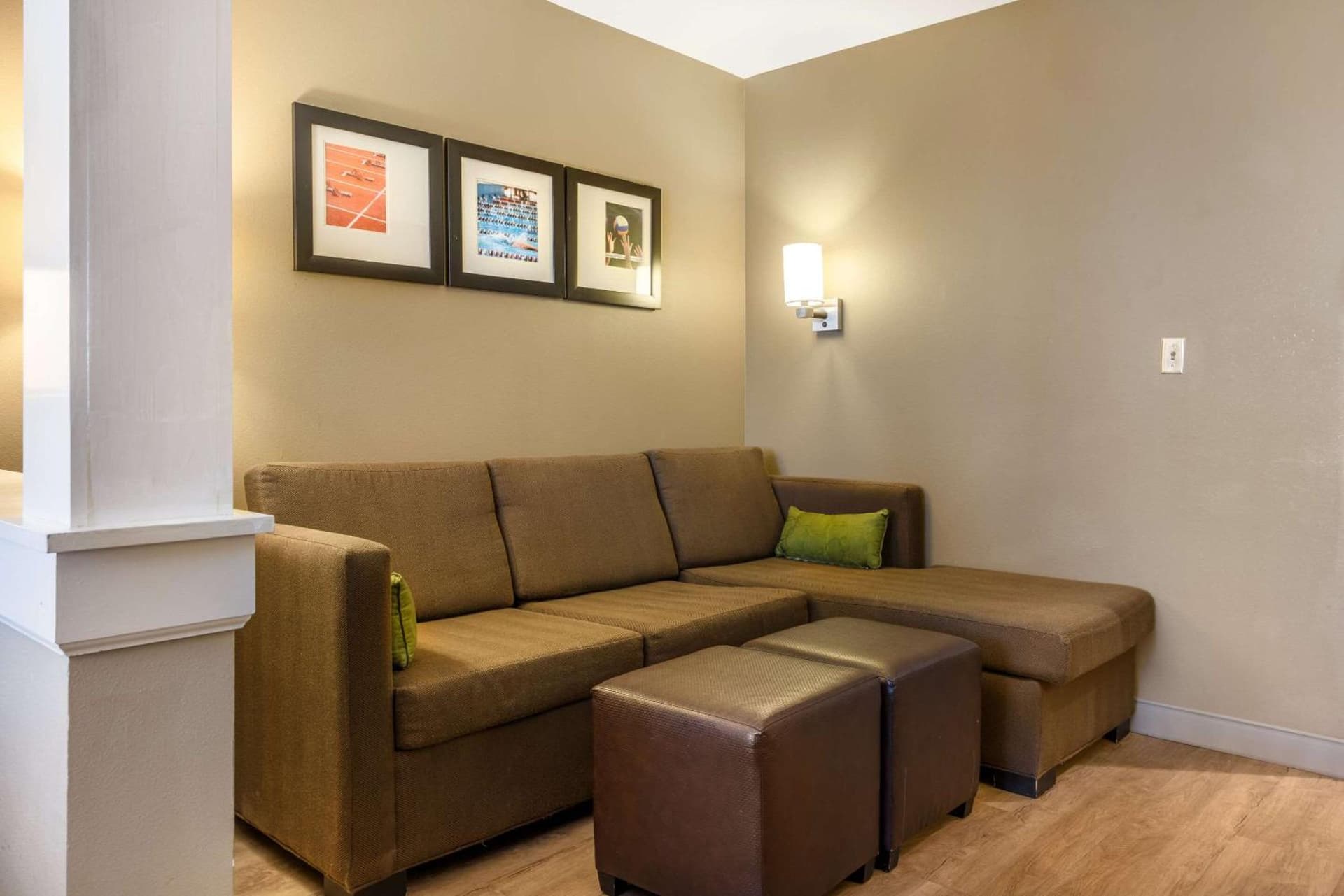 Comfort Inn & Suites At CrossPlex Village property views in Birmingham, AL — gallery photo 3