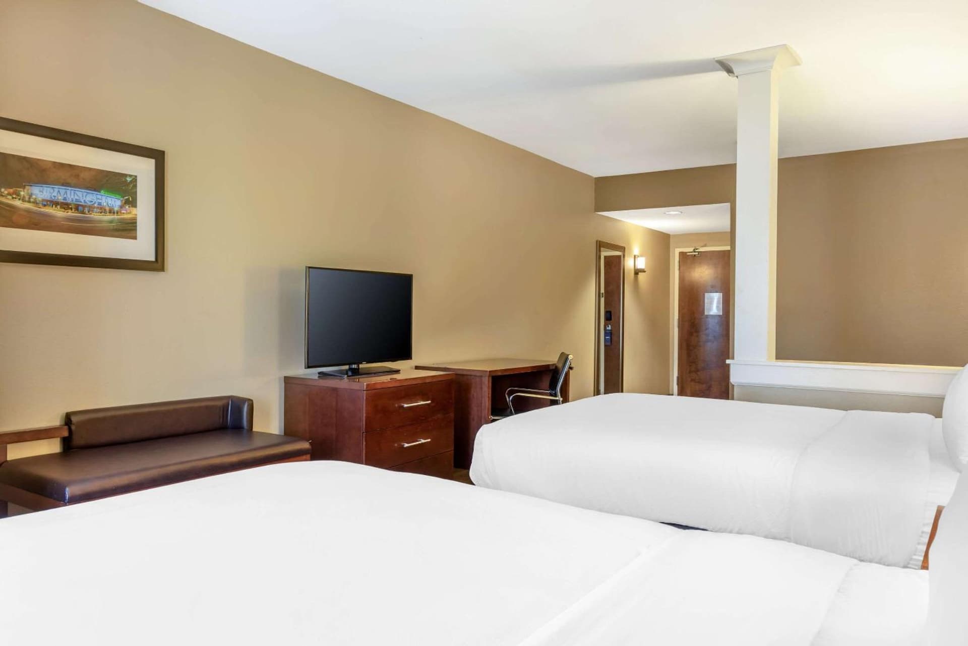 Comfort Inn & Suites At CrossPlex Village gallery photo in Birmingham, AL — image 5