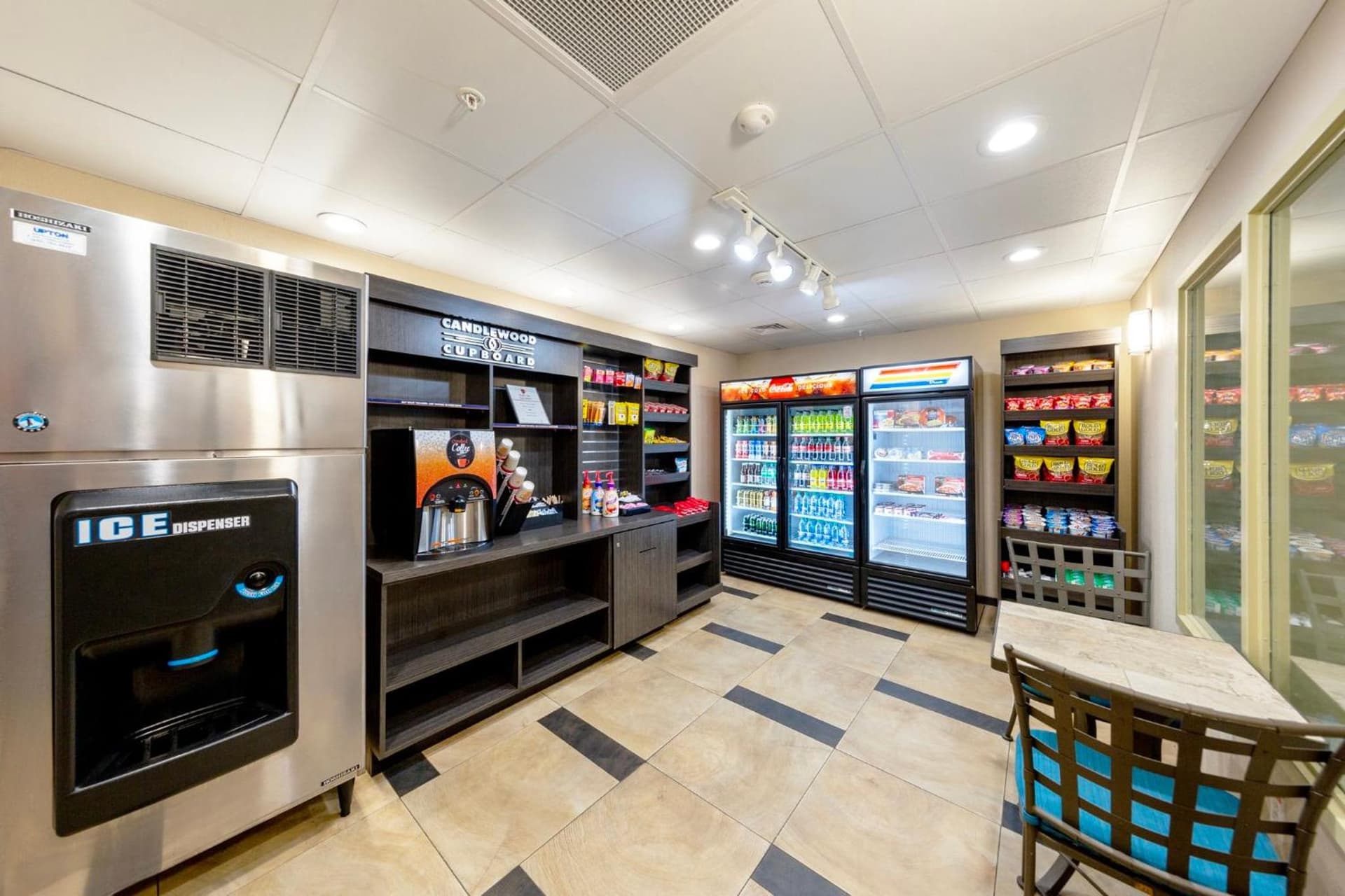 Candlewood Suites - Panama City Beach Pier Park by IHG gallery photo in Panama City Beach, FL — image 8