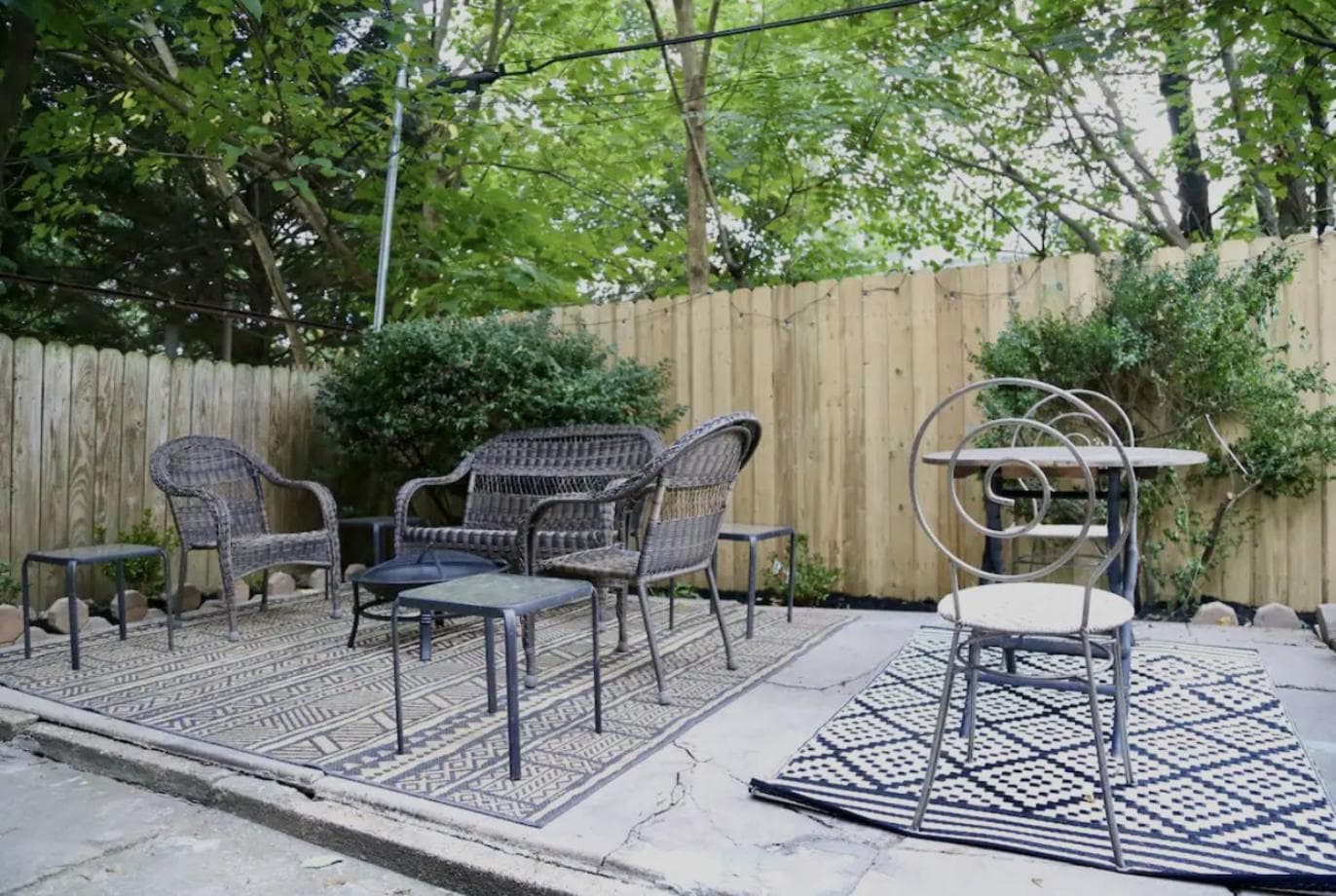 Chic 4BR Dwelling with Backyard in Philadelphia featured exterior or lobby in Philadelphia, PA — similar hotel