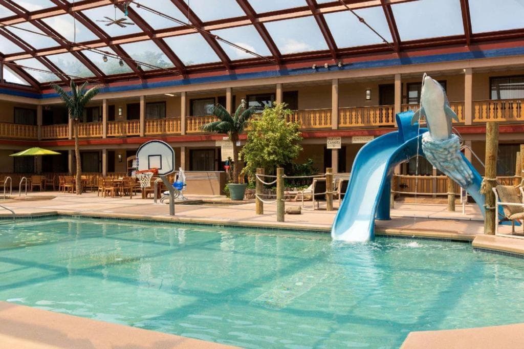 AmericInn by Wyndham La Crosse Riverfront-Conference Center gallery photo in La Crosse, WI — image 25