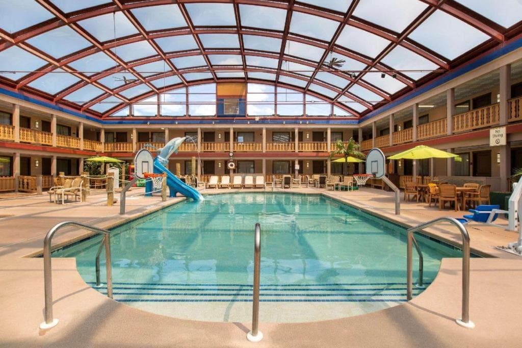 AmericInn by Wyndham La Crosse Riverfront-Conference Center gallery photo in La Crosse, WI — image 28