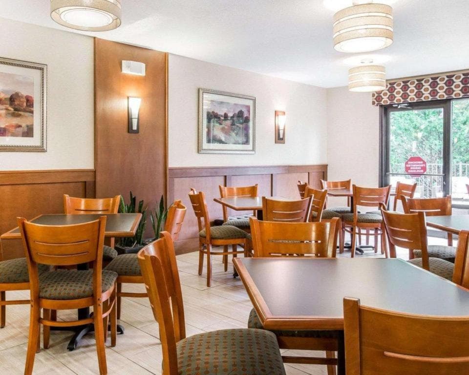 Quality Inn & Suites gallery photo in Dawsonville, GA — image 6