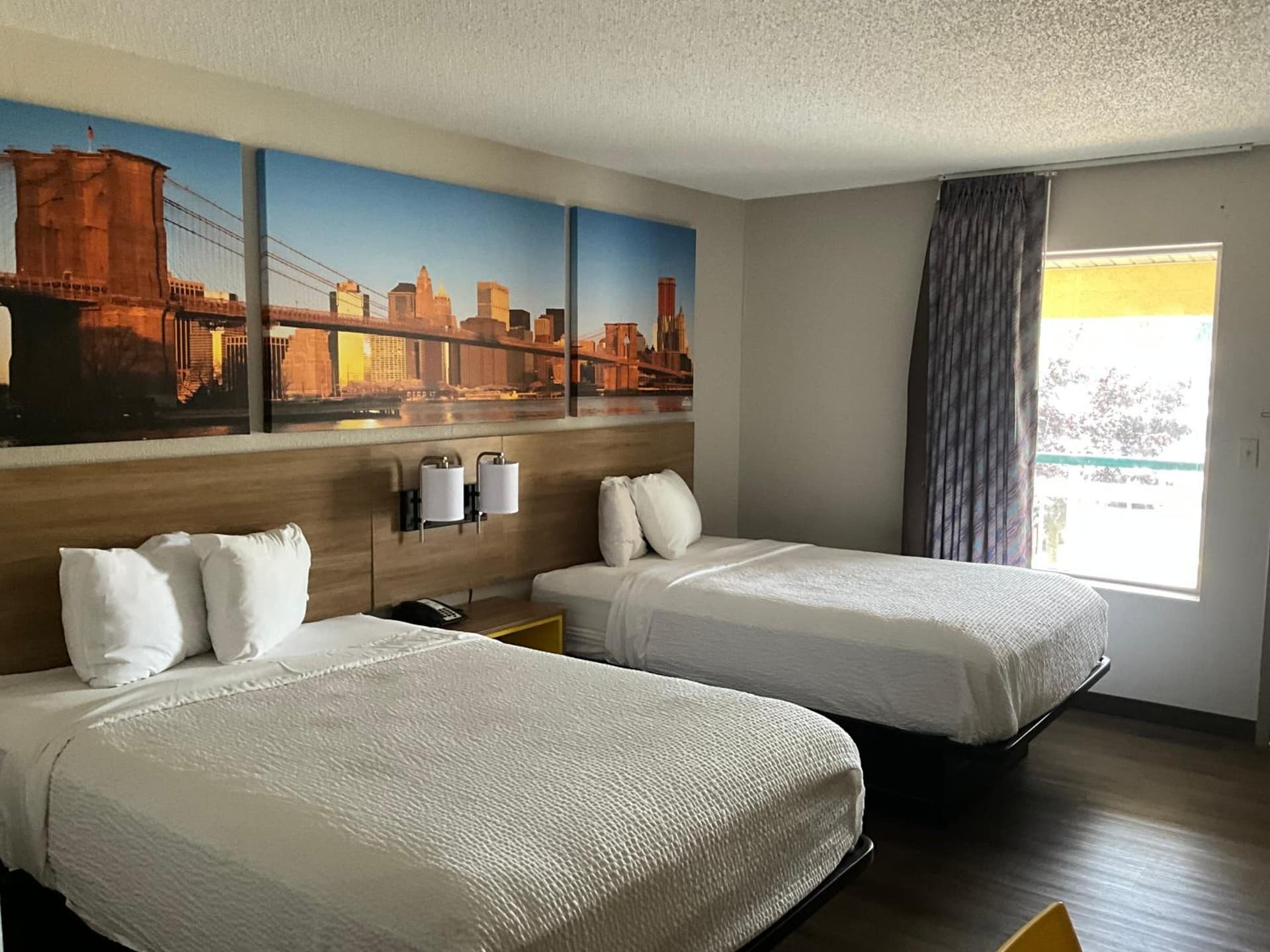 Days Inn & Suites by Wyndham Albany gallery photo in Albany, NY — image 13