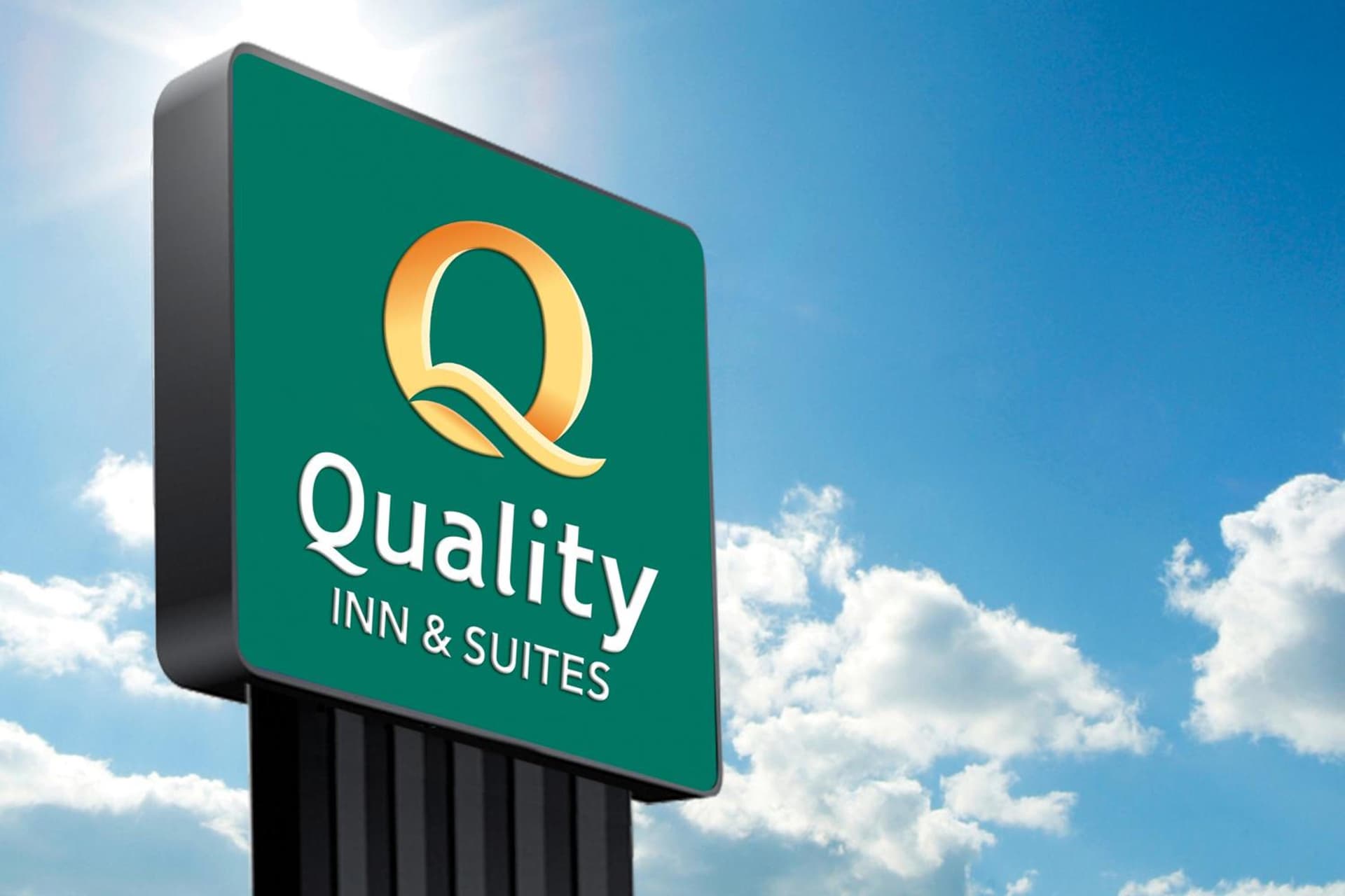 Quality Inn & Suites Columbia Harbison interior in Columbia, SC — gallery photo 2
