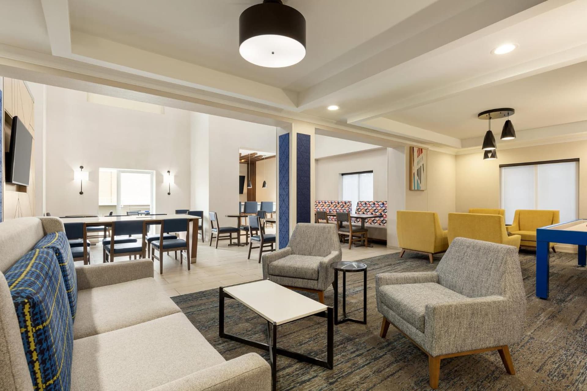 Holiday Inn Express & Suites - Tuscaloosa-University by IHG gallery photo in Tuscaloosa, AL — image 32