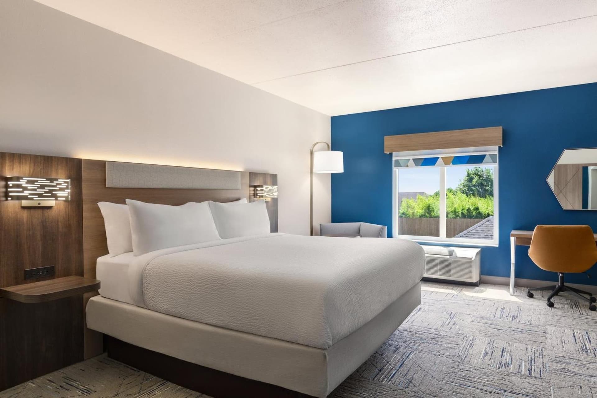 Holiday Inn Express & Suites - Tuscaloosa-University by IHG gallery photo in Tuscaloosa, AL — image 57