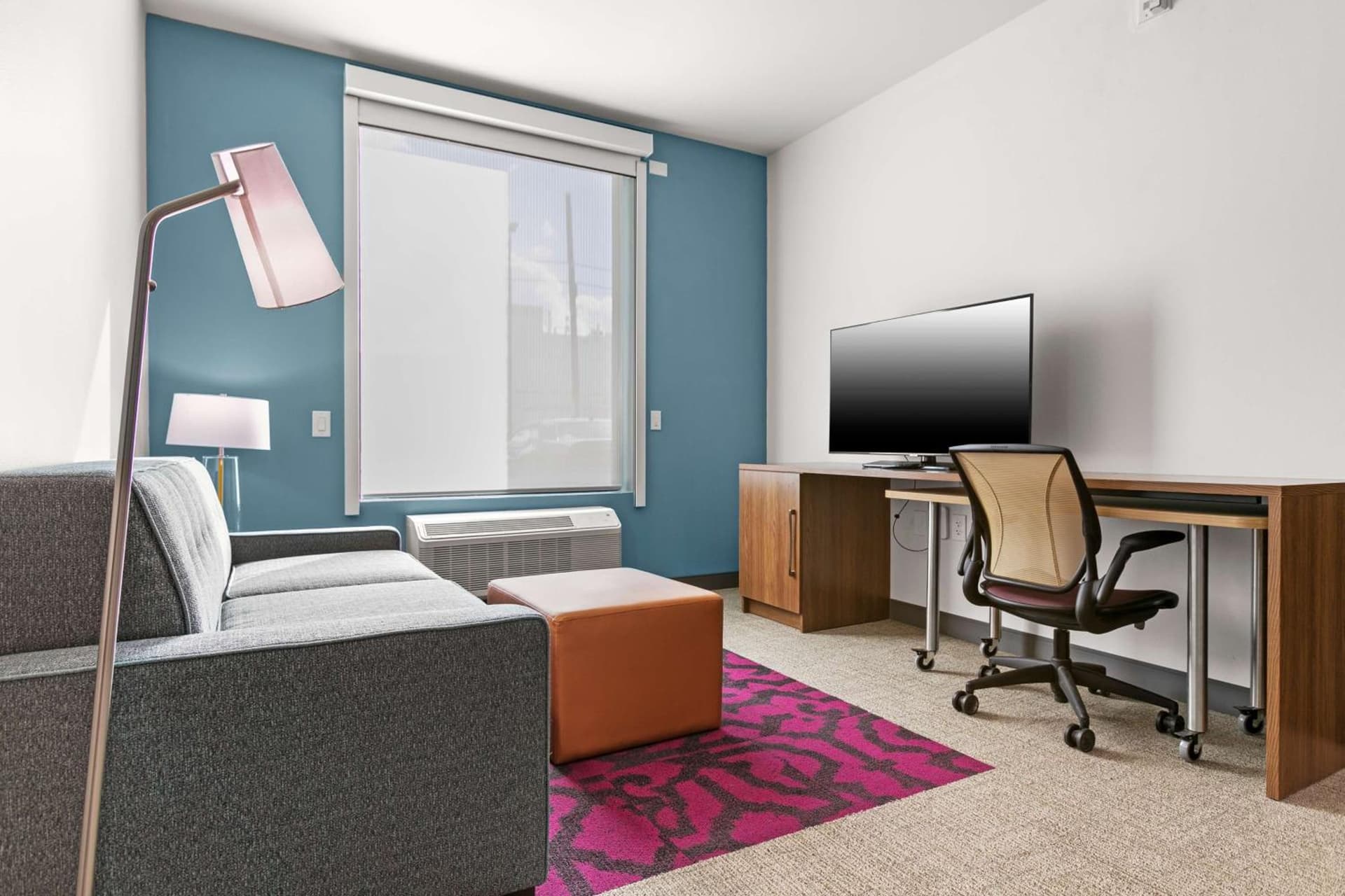Home2 Suites By Hilton Phoenix Downtown gallery photo in Phoenix, AZ — image 14