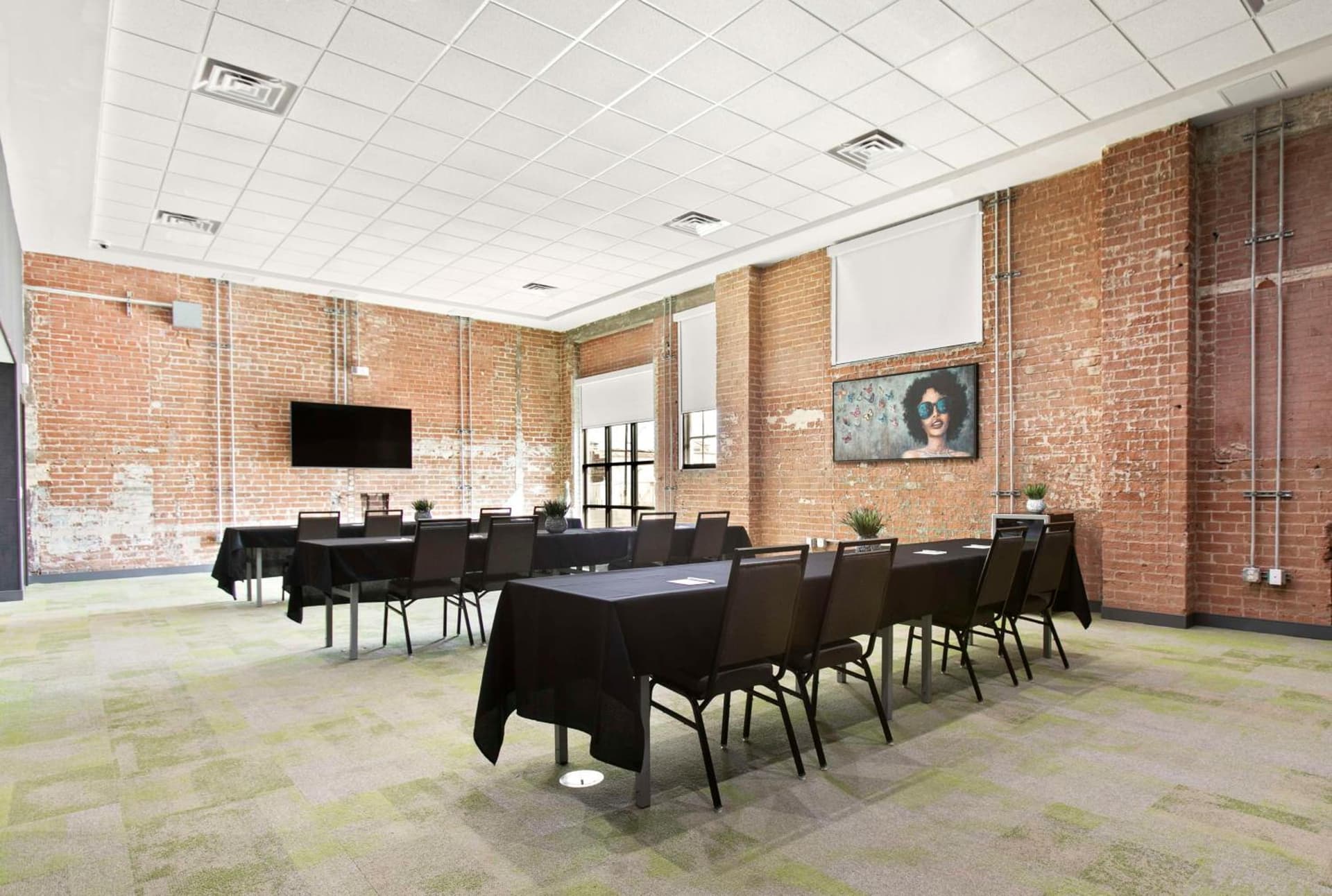 Home2 Suites By Hilton Phoenix Downtown featured exterior or lobby in Phoenix, AZ — similar hotel