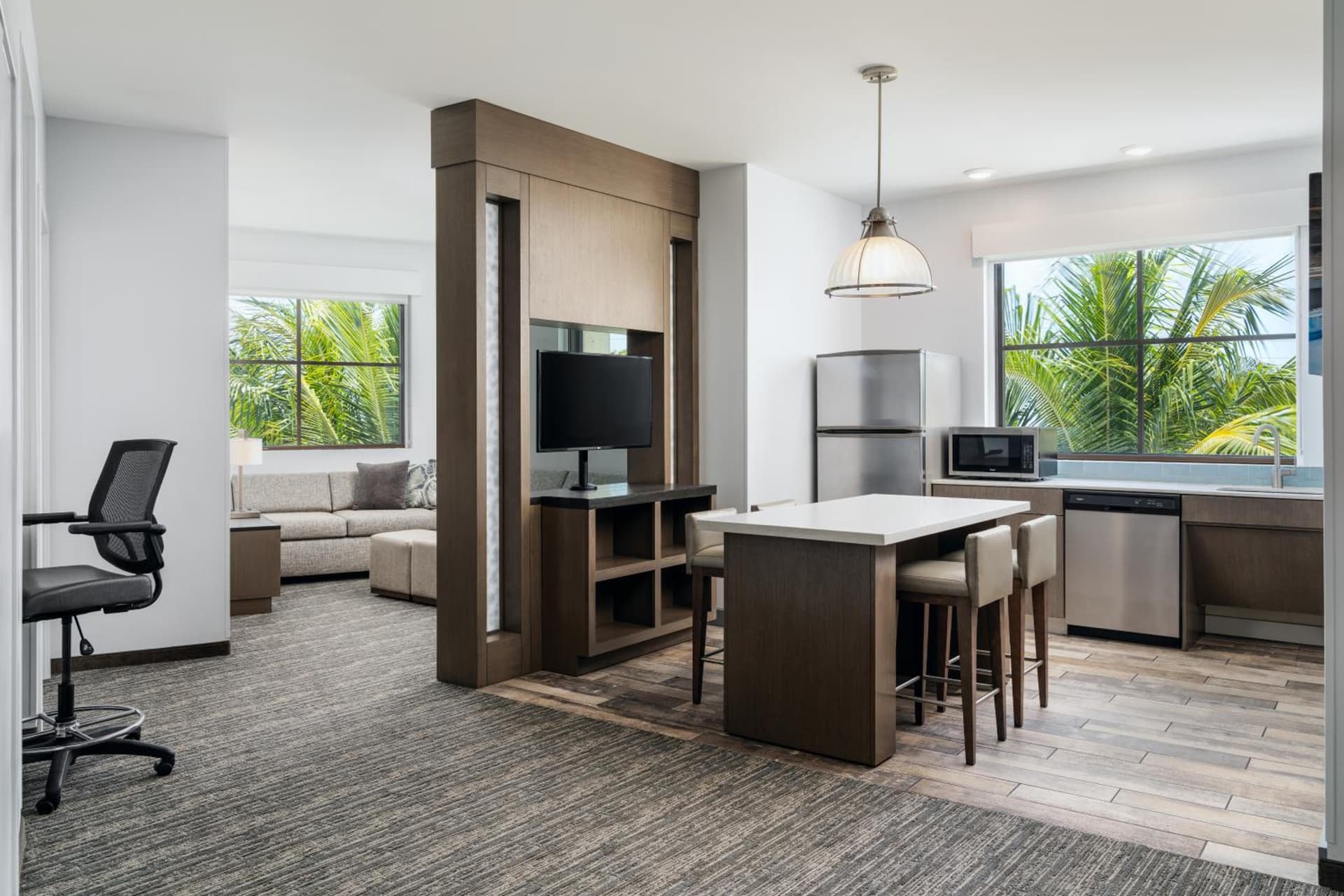 Hyatt House Naples 5th Avenue gallery photo in Naples, FL — image 17