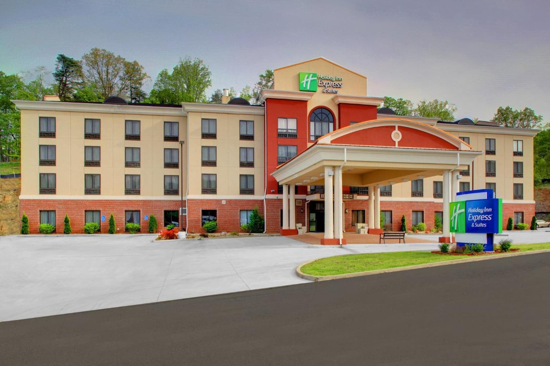 Holiday Inn Express & Suites Cross Lanes by IHG gallery photo in Cross Lanes, WV — image 103