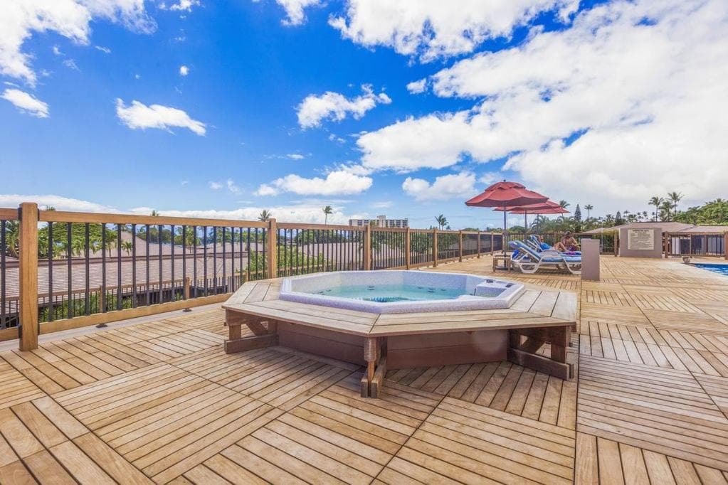 Maui El Dorado Resort property views in Kahana — gallery photo 3