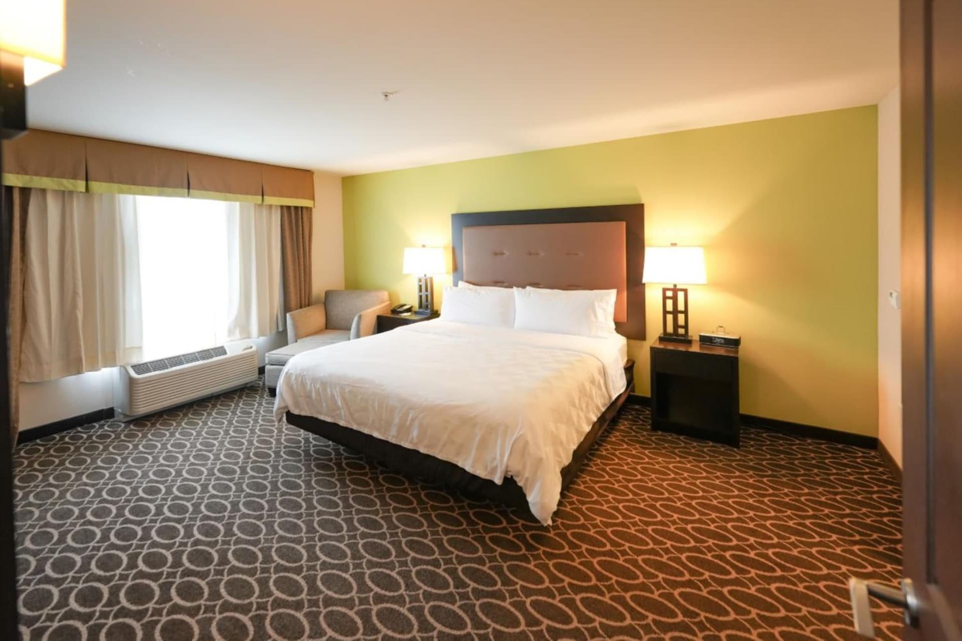 Holiday Inn Murfreesboro by IHG gallery photo in Murfreesboro, TN — image 67
