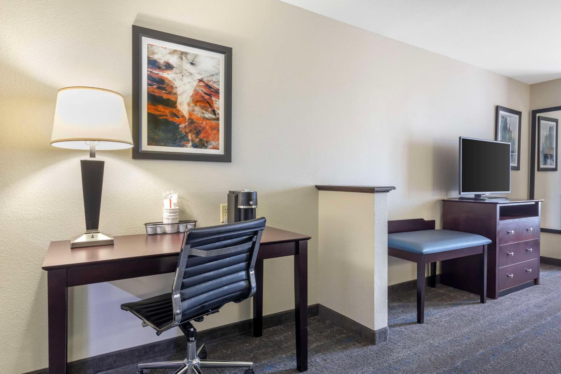 Best Western Plus Mansfield Inn & Suites gallery photo in Mansfield, TX — image 39