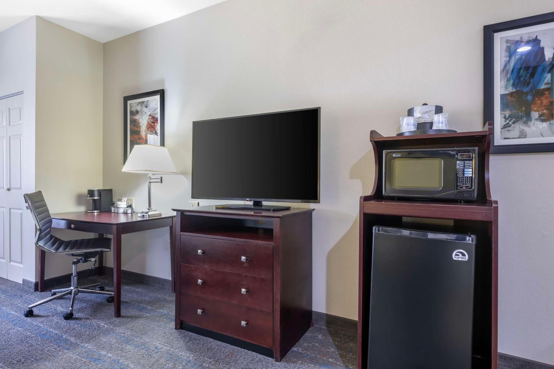 Best Western Plus Mansfield Inn & Suites gallery photo in Mansfield, TX — image 53