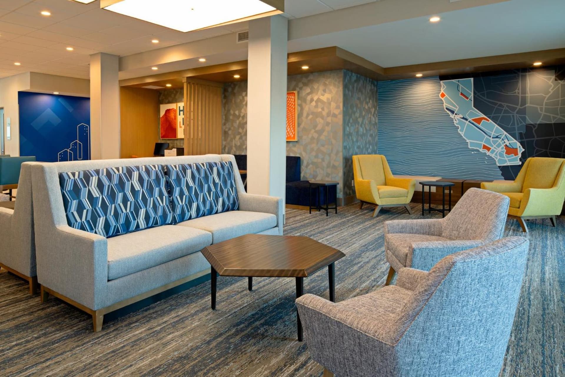 Holiday Inn Express & Suites - Hollister by IHG gallery photo in Hollister, CA — image 61