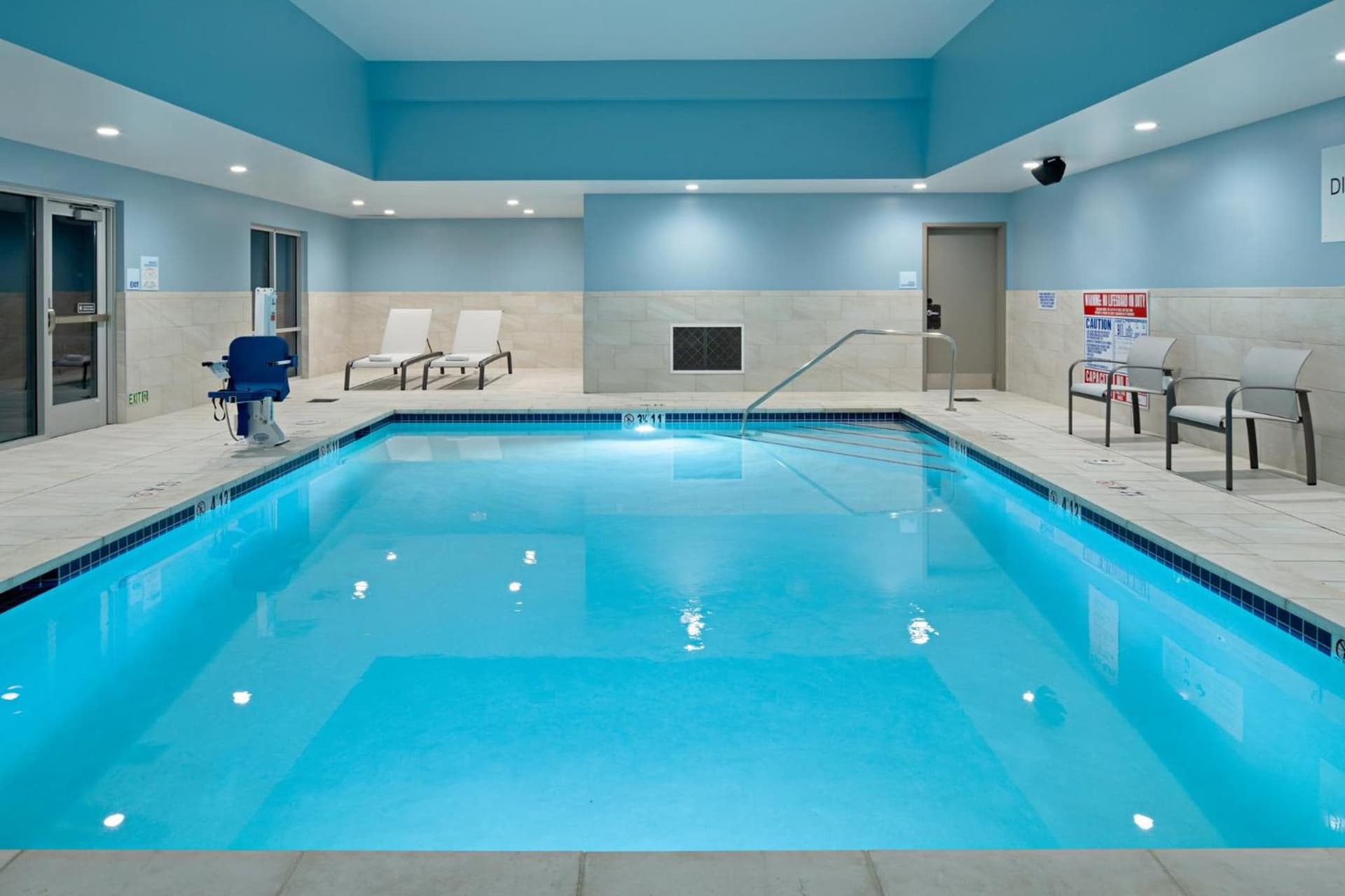 Holiday Inn Express & Suites - Hollister by IHG gallery photo in Hollister, CA — image 63