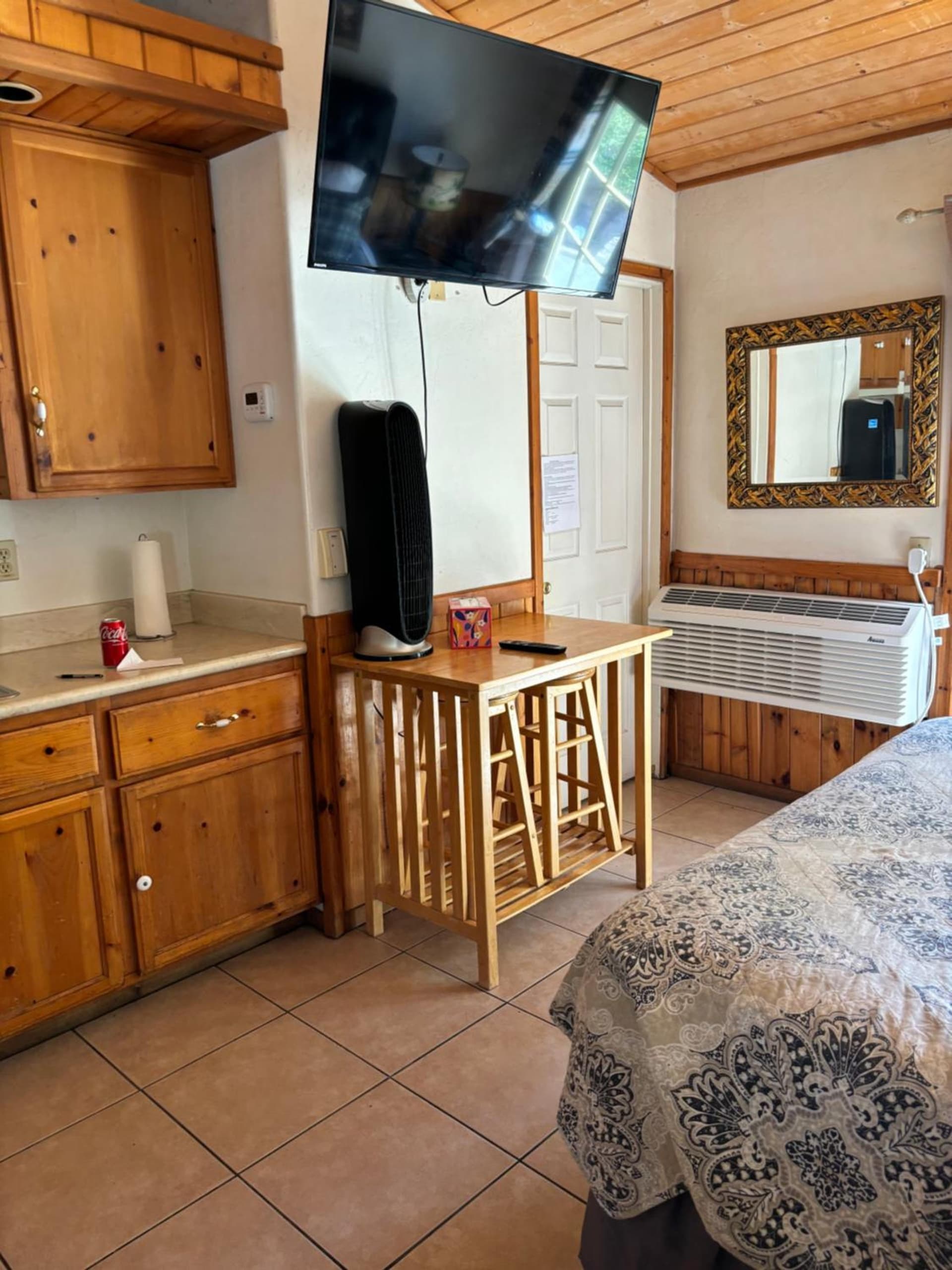 Sequoia River Front Cabins gallery photo in Three Rivers, CA — image 120