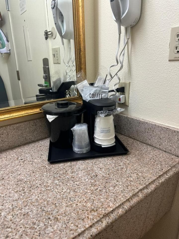 La Quinta Inn & Suites by Wyndham Sawgrass gallery photo in Sunrise, FL — image 44
