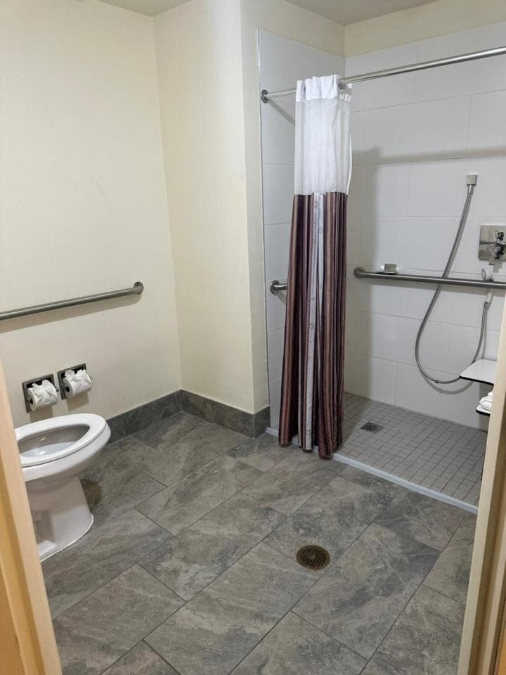 La Quinta Inn & Suites by Wyndham Sawgrass gallery photo in Sunrise, FL — image 11