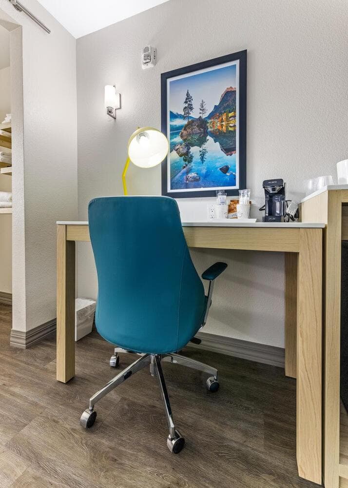 Hillstone Inn Tulare, an Ascend Collection Hotel gallery photo in Tulare, CA — image 13