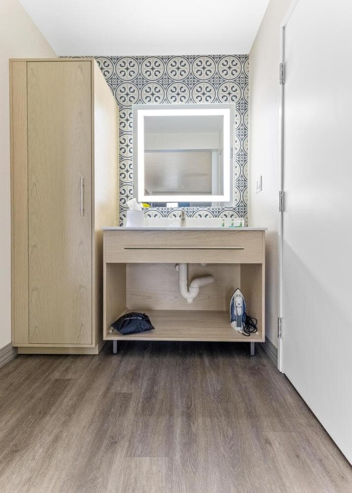 Hillstone Inn Tulare, an Ascend Collection Hotel gallery photo in Tulare, CA — image 53