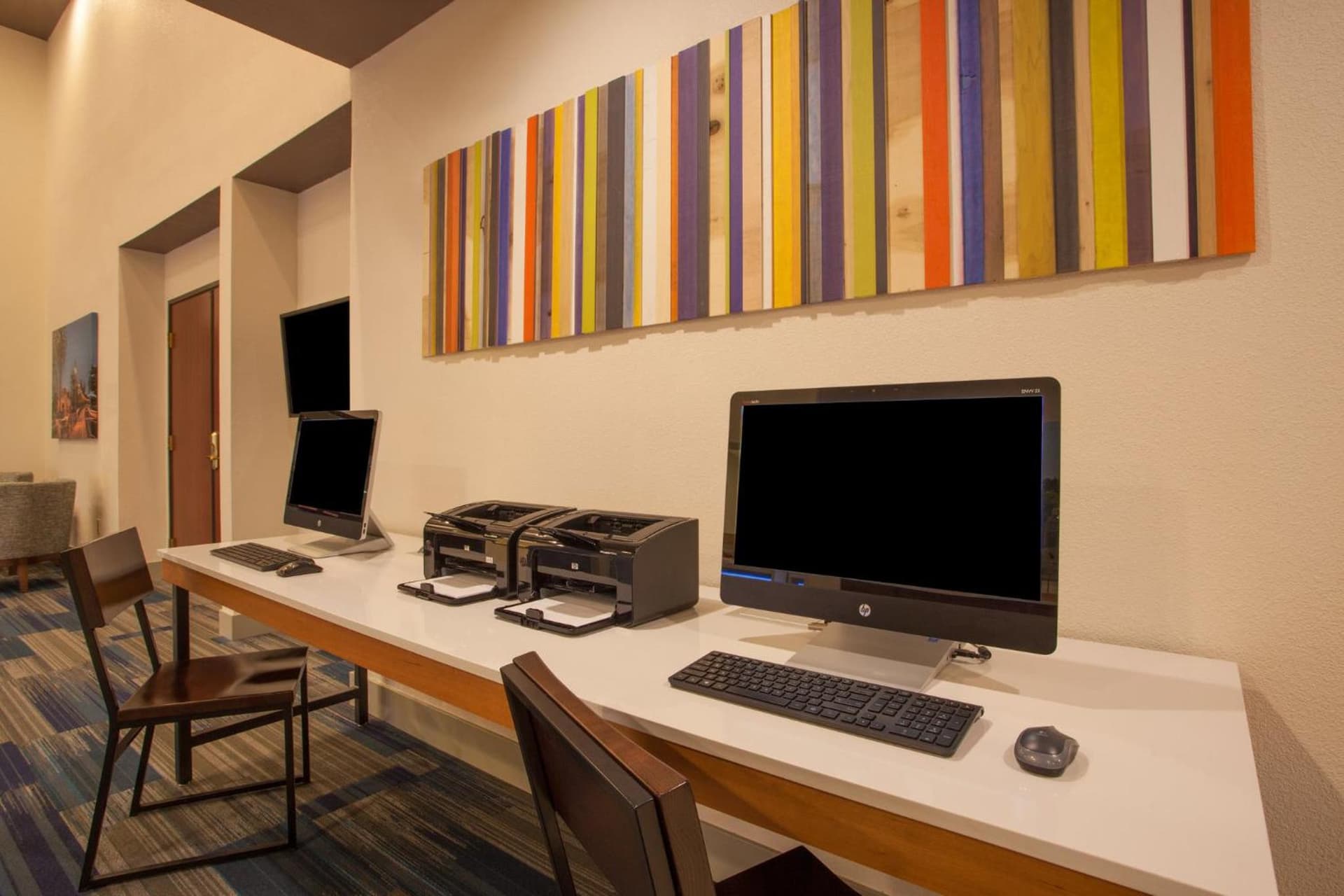 Holiday Inn Express Davis-University Area by IHG gallery photo in Davis, CA — image 45