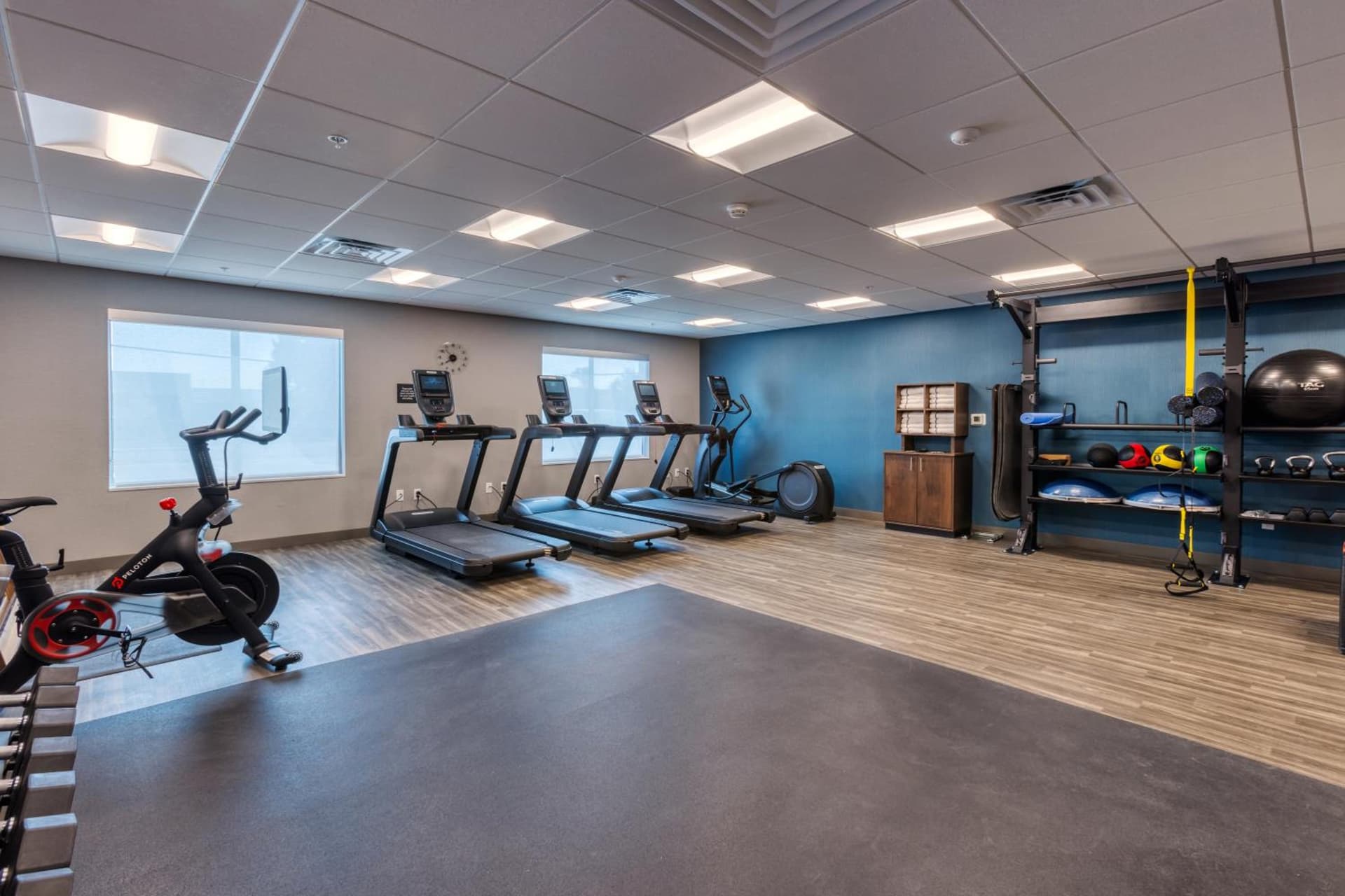 Hampton Inn & Suites Bakersfield Central gallery photo in Bakersfield, CA — image 39