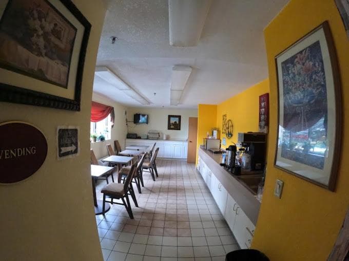 Pleasant Stay Inn & Suites property views in Carnforth, IA — gallery photo 3