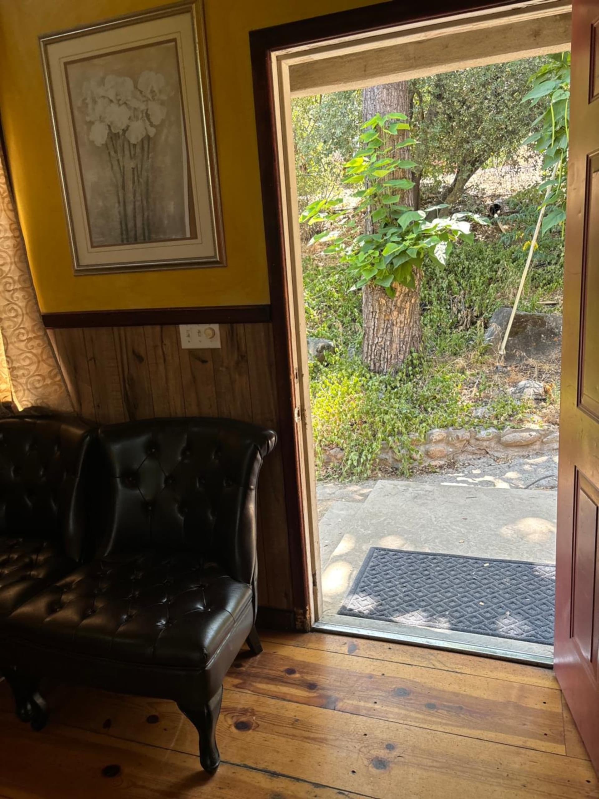 Sequoia River Front Cabins gallery photo in Three Rivers, CA — image 52
