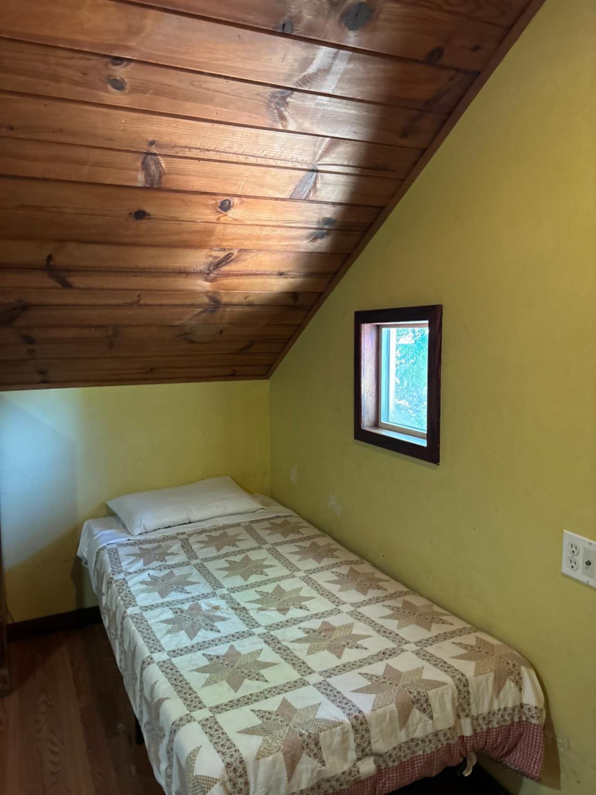 Sequoia River Front Cabins gallery photo in Three Rivers, CA — image 49