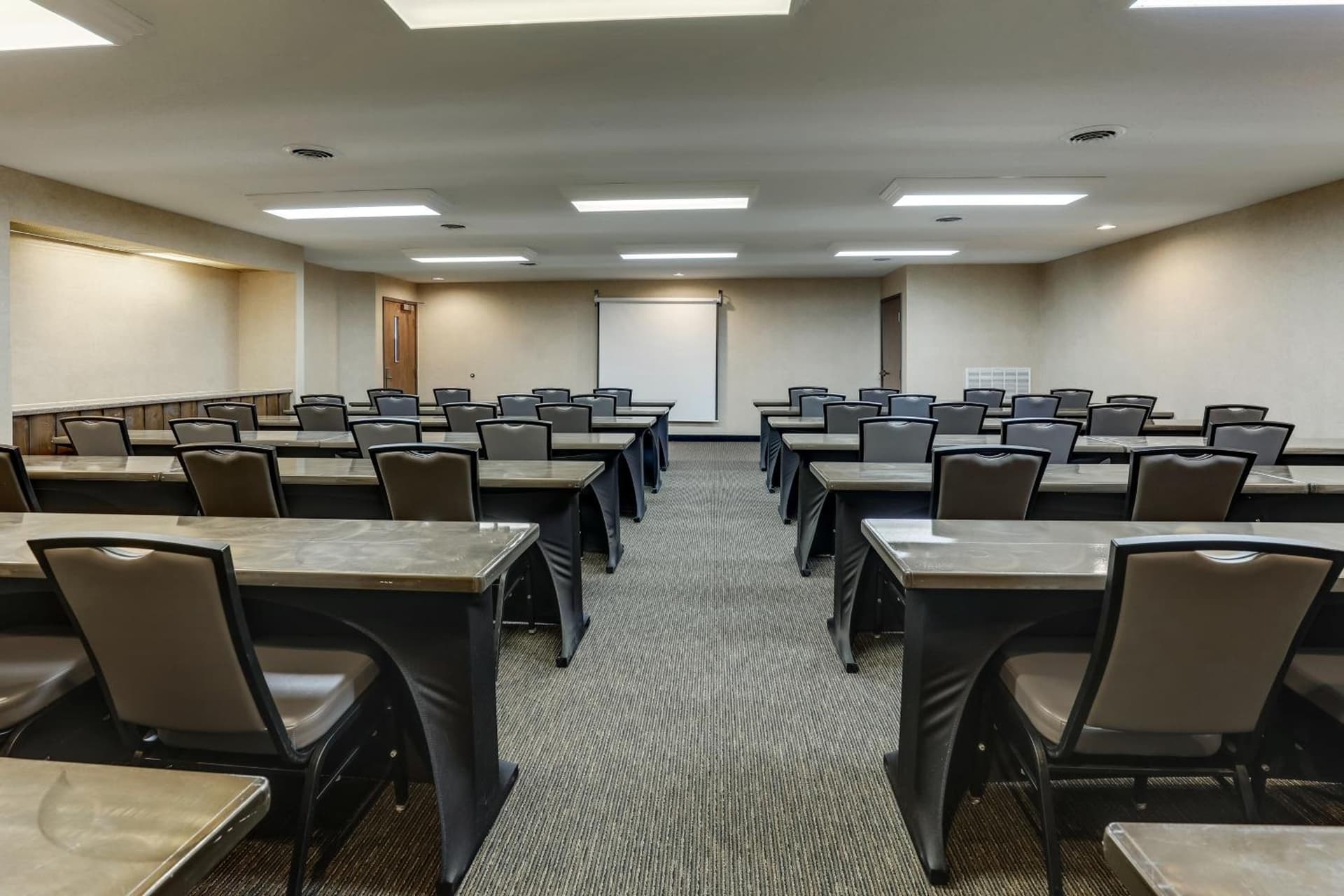 Stoney Creek Hotel La Crosse - Onalaska gallery photo in Onalaska, WI — image 31