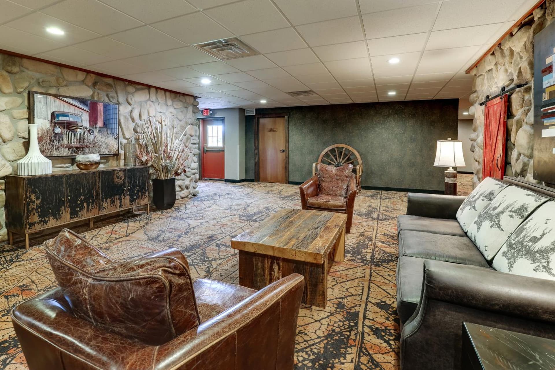 Stoney Creek Hotel La Crosse - Onalaska gallery photo in Onalaska, WI — image 11