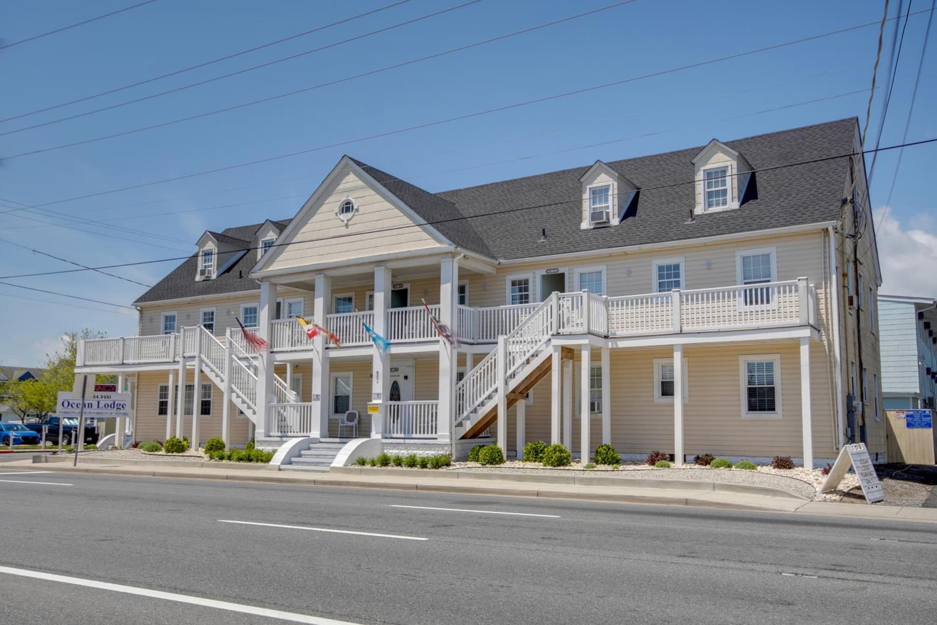 Ocean Lodge Hotel South featured exterior or lobby in Ocean City, MD — similar hotel