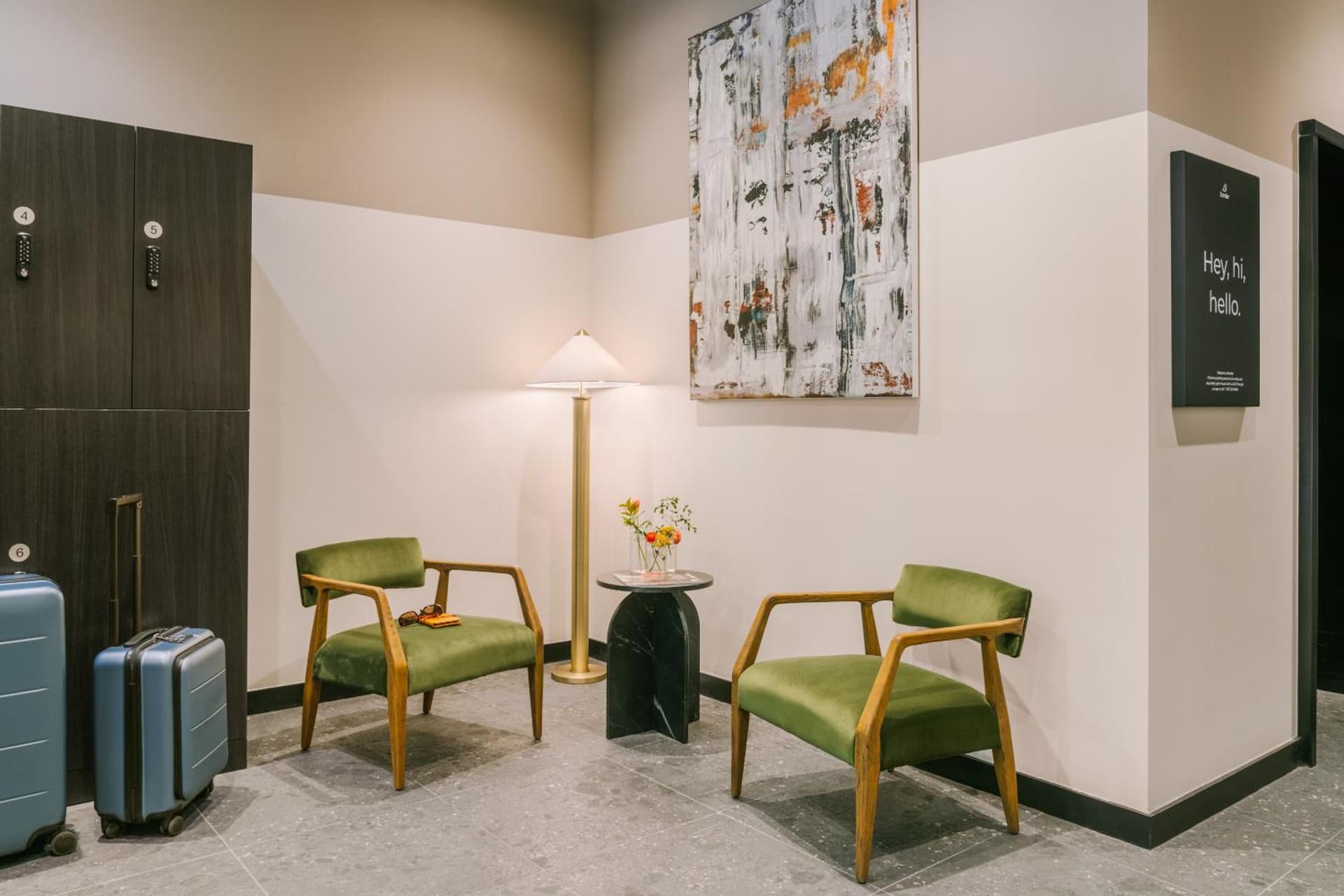 Sonder The Opal property views in Chicago, IL — gallery photo 3