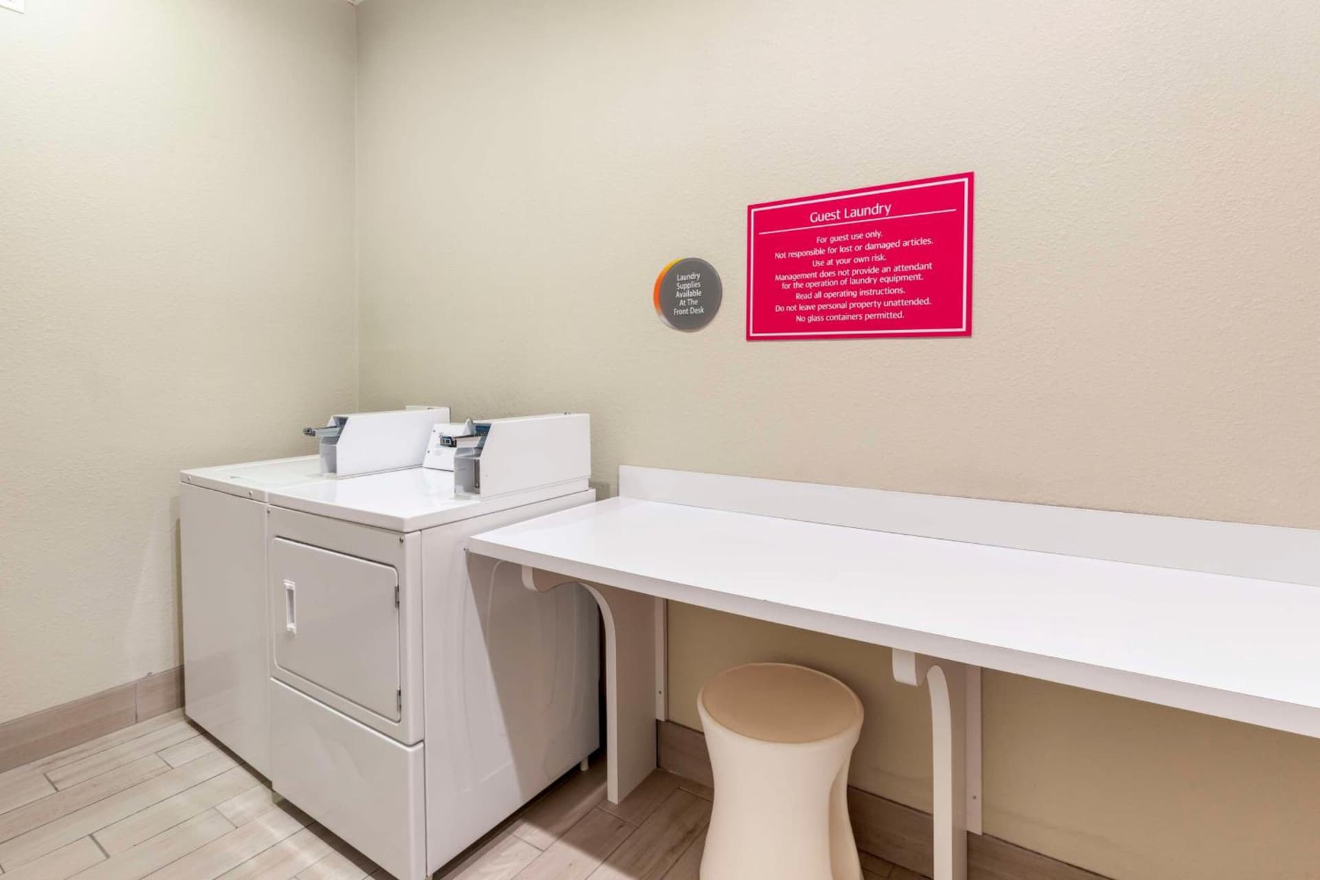 GLō Best Western Dallas South DeSoto gallery photo in DeSoto, TX — image 15