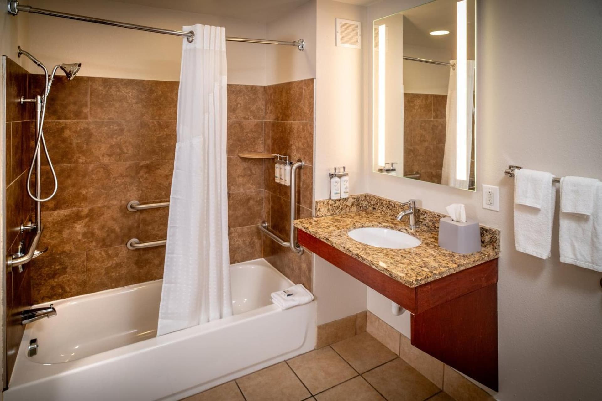 Holiday Inn Express & Suites Cross Lanes by IHG gallery photo in Cross Lanes, WV — image 116