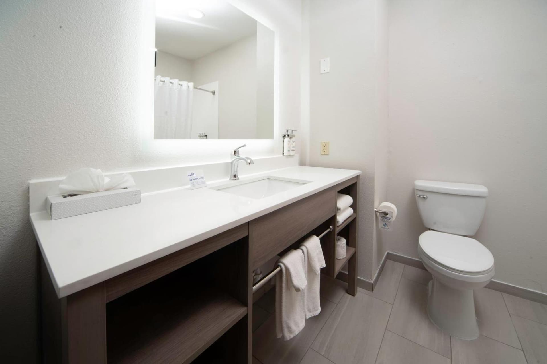 Holiday Inn Express Suites Little Rock West by IHG gallery photo in Little Rock, AR — image 24