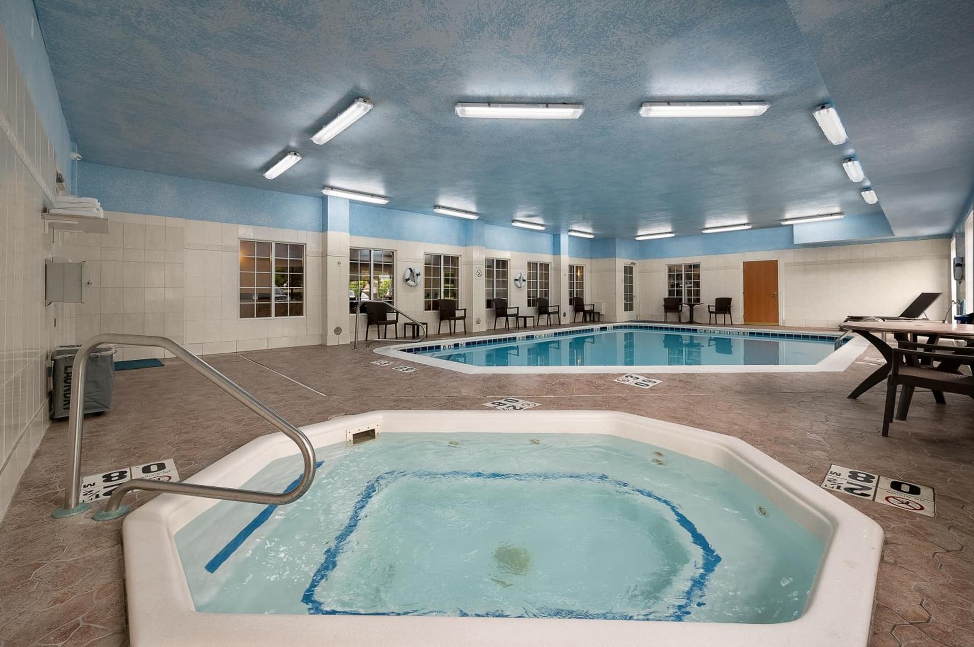 Comfort Inn & Suites Fenton gallery photo in Fenton, MI — image 30