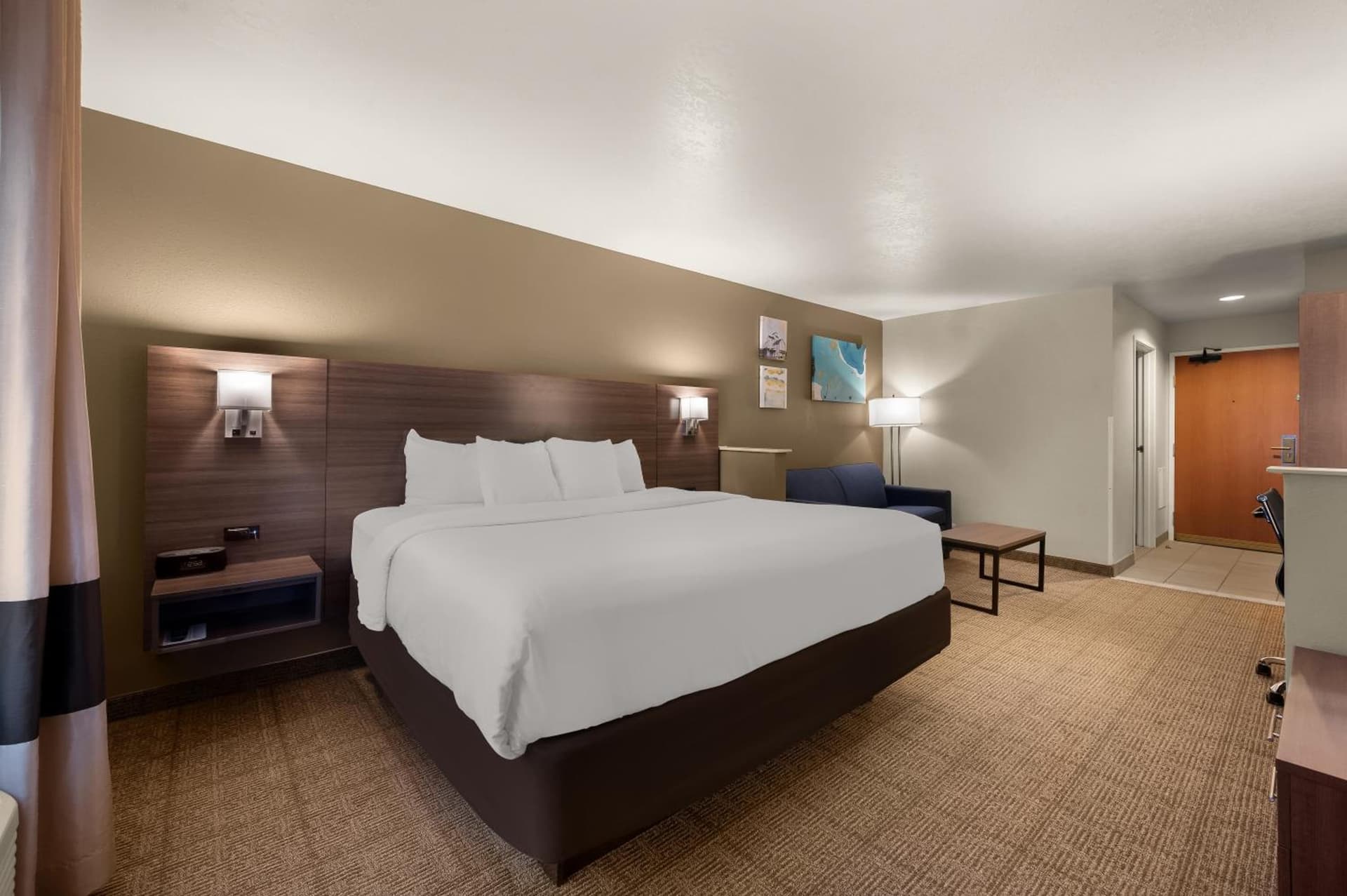 Comfort Inn & Suites Fenton gallery photo in Fenton, MI — image 13