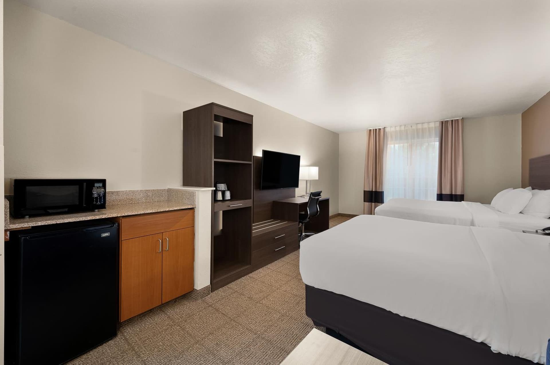 Comfort Inn & Suites Fenton gallery photo in Fenton, MI — image 34