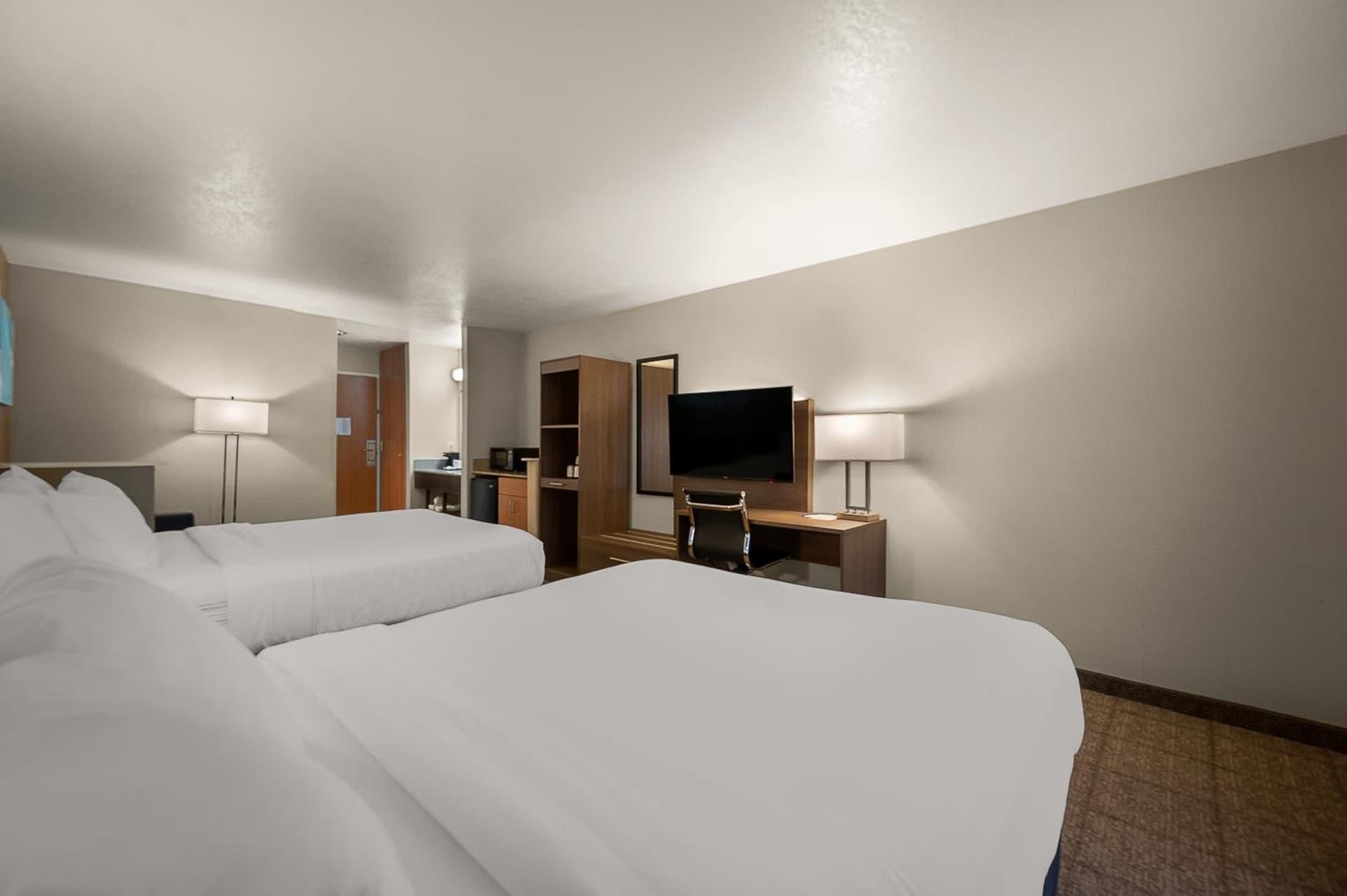 Comfort Inn & Suites Fenton gallery photo in Fenton, MI — image 35