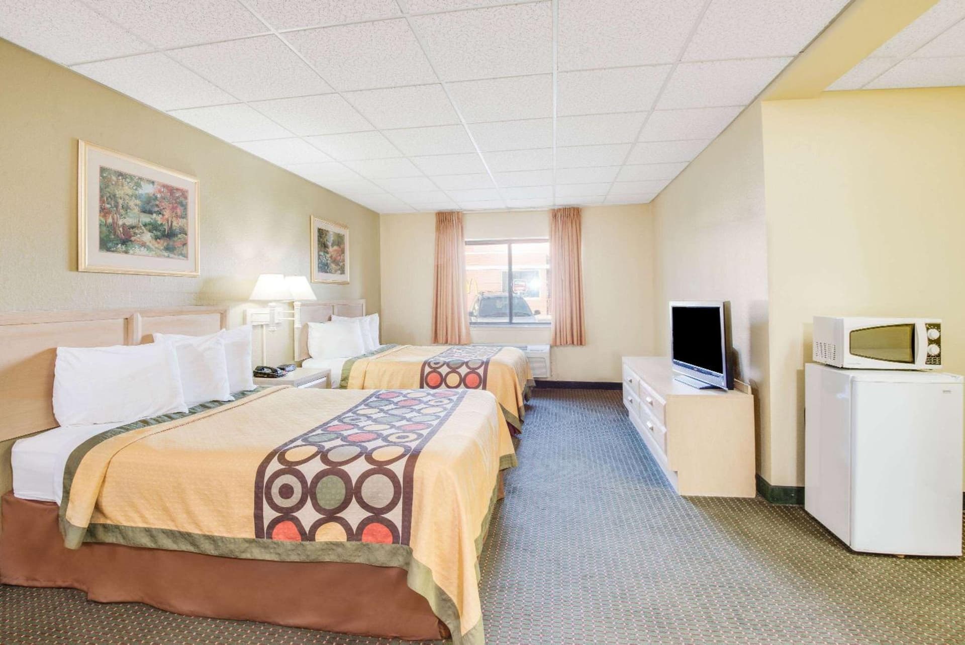 Super 8 by Wyndham Port Clinton gallery photo in Port Clinton, OH — image 29