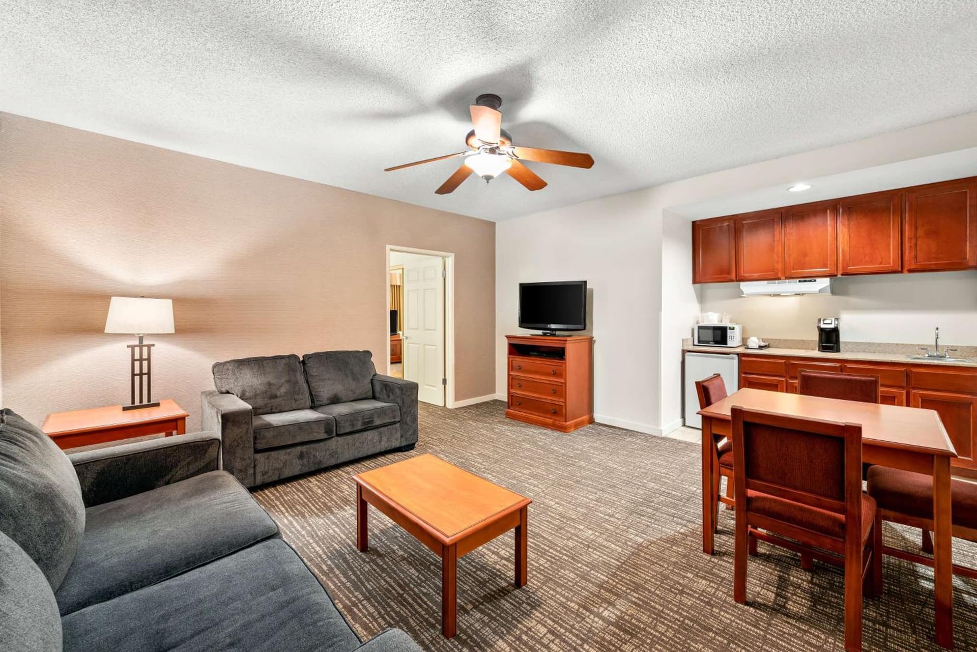 Best Western Stagecoach Inn gallery photo in Pollock Pines, CA — image 9